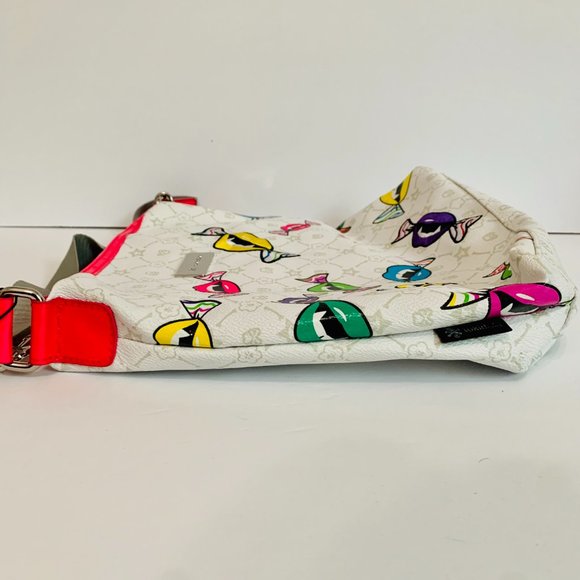 TOKIDOKI PICO FLUO VAMPIRE LIPS CROSSBODY BAG WITH DUST BAG - Picture 6 of 13